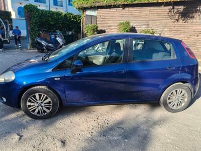Fiat Grande Punto Auto in ottime condizzioni motore con 130.000km usata Catania