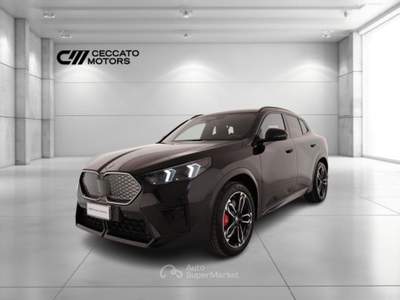 BMW iX2 30 MSport Pro xDrive Nero usata Padova