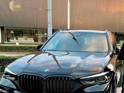 BMW X5 BMW x25d m sport usata Gallarate