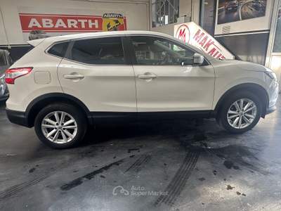 Nissan Qashqai Benzina UNICOPROPRIETARIO Bianco usata Torino