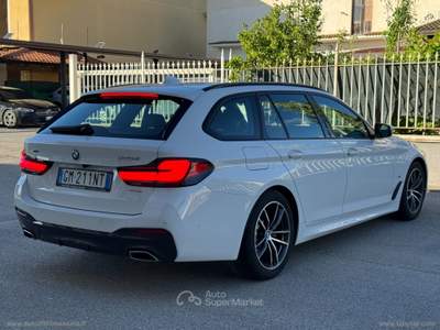 BMW Serie 5 520d 520d 48V xDrive Touring Msport Bianco usata Barrafranca