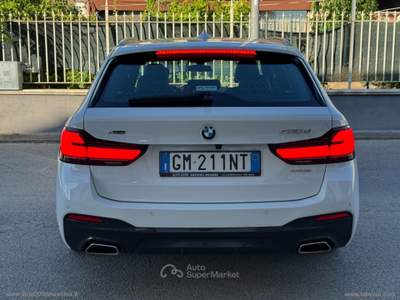 BMW Serie 5 520d 520d 48V xDrive Touring Msport Bianco usata Barrafranca