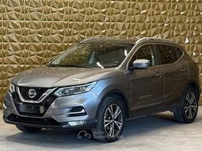 Nissan Qashqai Tekna usata San Zeno Naviglio