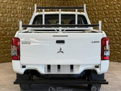 Mitsubishi L200 Double Cab 4x4 Super Select usata San Zeno Naviglio