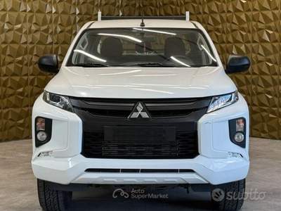 Mitsubishi L200 Double Cab 4x4 Super Select usata San Zeno Naviglio