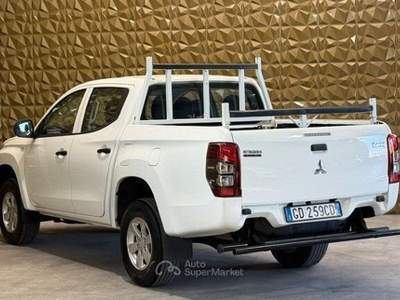 Mitsubishi L200 Double Cab 4x4 Super Select usata San Zeno Naviglio