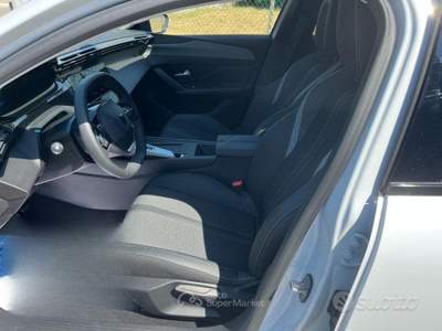 Peugeot 308 S&S EAT8 SW Allure 4000K usata Modena