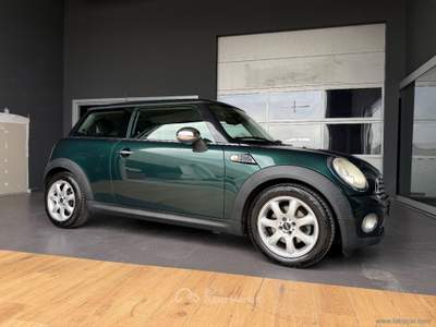 MINI Clubman Mini Cooper D 50 Mayfair Verde usata San Michele salentino