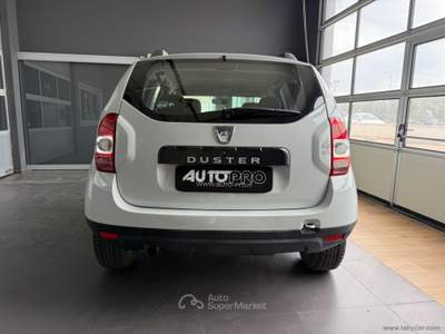 Dacia Duster Duster 1.5 dCi 110 CV 4x4 Ambiance Bianco usata San Michele salentino