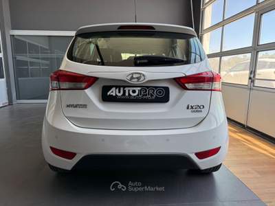 Hyundai ix20 ix20 1.4 CRDI 77 CV Comfort Bianco usata San Michele salentino