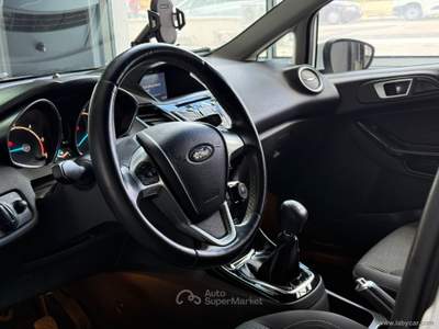 Ford Fiesta Fiesta 1.5 TDCi 75 CV 5p. Titanium Bianco usata San Michele salentino
