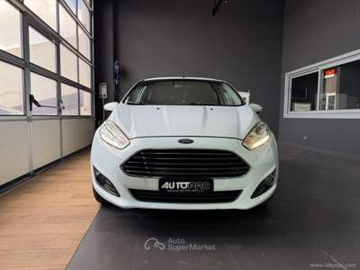 Ford Fiesta Fiesta 1.5 TDCi 75 CV 5p. Titanium Bianco usata San Michele salentino