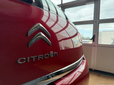 Citroen C3 C3 1.2 VTi 82 Vanity Fair 10 Rosso usata San Michele salentino