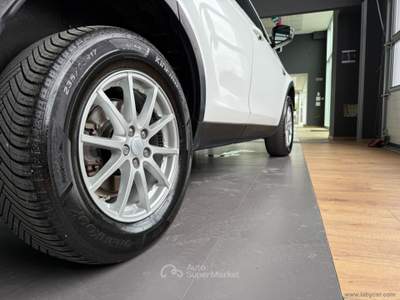 Land Rover Discovery Sport Discovery Sport 2.0 TD4 150 CV HSE Bianco usata San Michele salentino