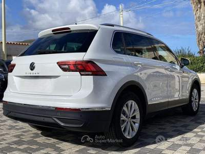 Volkswagen Tiguan Life 2.0 TDI 150CV DSG usata Partinico