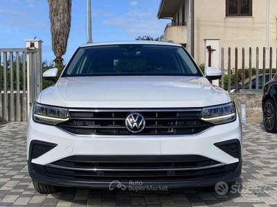 Volkswagen Tiguan Life 2.0 TDI 150CV DSG usata Partinico