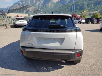 Peugeot 2008 2008 1.2 PureTech 100CV Allure Bianco usata Scurelle