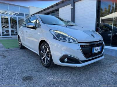 Peugeot 208 208 BlueHDi 75 5p. Allure Bianco usata Mesagne
