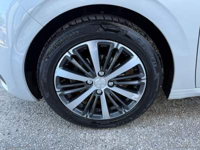 Peugeot 208 208 BlueHDi 75 5p. Allure Bianco usata Mesagne