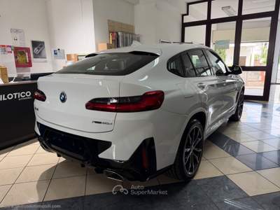 BMW X4 X4 xDrive20d 48V Msport MH48V LUCI AMBIENT | PELLE Bianco usata Manduria
