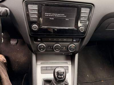 Skoda Octavia CR 110 CV 4x4 Wagon Executiv usata Omegna