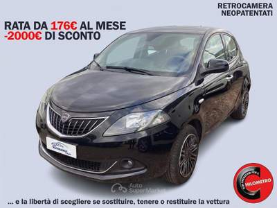 Lancia Ypsilon 1.0 FireFly 5p. S&S Hybrid Gold Nero usata Sant'Anastasia