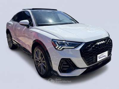 Audi Q3 Q3 SPB 40 TDI qu. S tr. S line edition Bianco usata Sant'Anastasia