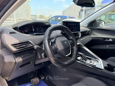 Peugeot 3008  1.5 bluehdi Allure 130cv eat8 Grigio usata Sant'Anastasia