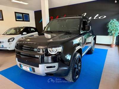Land Rover Defender 90 3.0D I6 200 CV X-Dynamic SE Nero usata Ponte di Piave