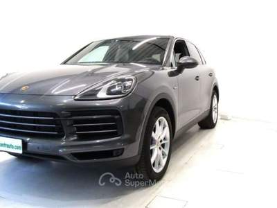 Porsche Cayenne 3.0 V6 E-Hybrid Aut. * PELLE * 462CV * Grigio usata Andalo Valtellino