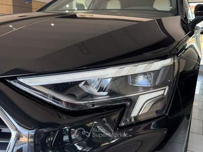 Audi A3 A 3 SPORTBACK S LINE TETTO S TRONIC Nero usata Rotondi