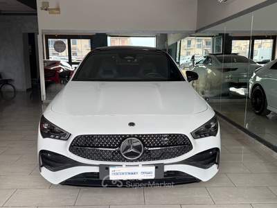 Mercedes-Benz CLA MERCEDES CLA 200 D PREMIUM AMG TETTO Bianco usata Rotondi