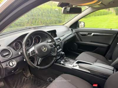 Mercedes-Benz Classe C Mercedes C 220 CDI Elegance 4Matic Auto Station Wagon Lilla usata Grottammare
