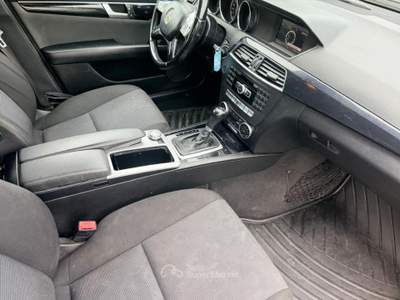 Mercedes-Benz Classe C Mercedes C 220 CDI Elegance 4Matic Auto Station Wagon Lilla usata Grottammare
