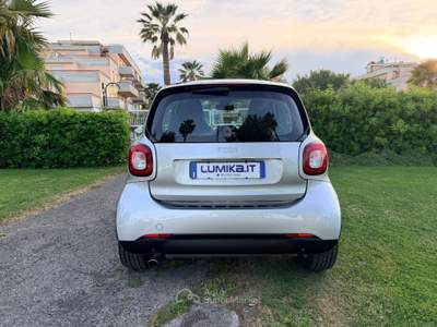 Smart ForTwo coupe Fortwo 1.0 Passion 71cv twinamic Giallo usata Grottammare