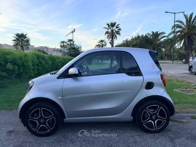 Smart ForTwo coupe Fortwo 1.0 Passion 71cv twinamic Giallo usata Grottammare