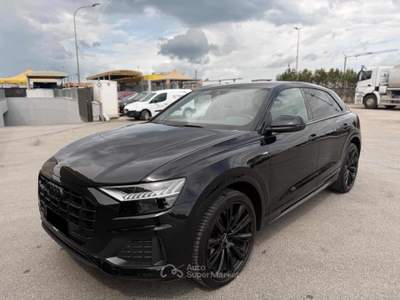 Audi Q8 IDENTITY BLACK/23" RSQ8/PELLE/S-LINE Nero usata Gravina in Puglia