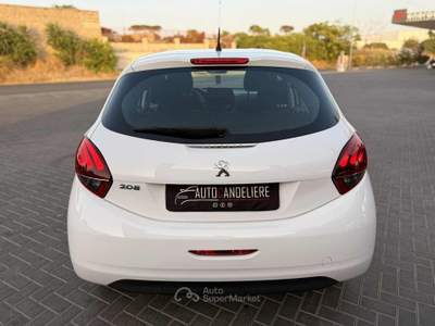 Peugeot 208 1.5 HDi 102 CV Stop&Start 5 porte Allure/OK NEOPATENTATI Bianco usata Gravina in Puglia
