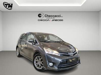 Toyota Verso Verso 2.0 D Active 7 posti Grigio usata Prato