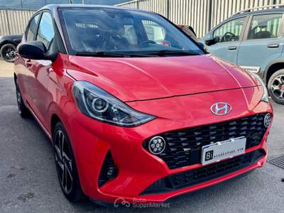 Hyundai i10 1.0 MPI Prime Rosso usata Castellammare di Stabia
