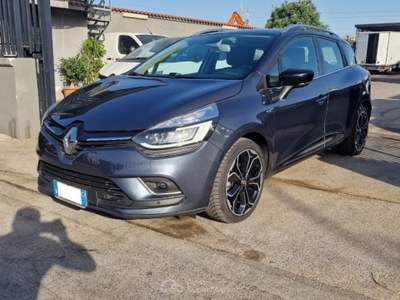 Renault Clio Sporter dCi 8V 90CV EDC Start&Stop Energy Duel Grigio usata Frattaminore