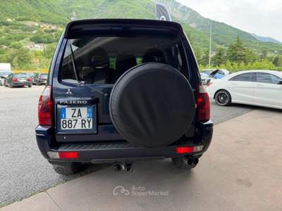 Mitsubishi Pajero 3.2 16V DI-D 3p. GLS2 Blu/Azzurro usata Niardo