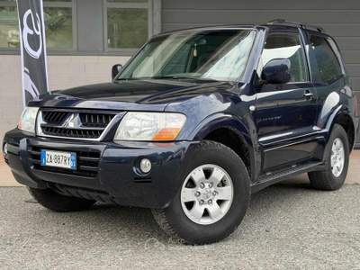 Mitsubishi Pajero 3.2 16V DI-D 3p. GLS2 Blu/Azzurro usata Niardo