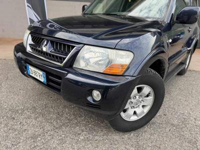 Mitsubishi Pajero 3.2 16V DI-D 3p. GLS2 Blu/Azzurro usata Niardo