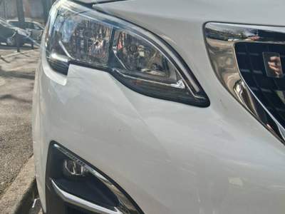 Peugeot 3008 pegeout 3008 Bianco usata Borgonovo Val Tidone