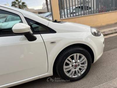 Fiat Punto 1.3MJT 95 Lounge EURO6 Bianco usata San Michele Salentino