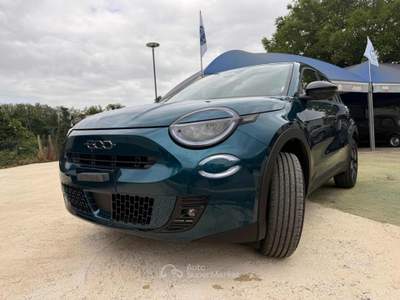 Fiat 600 Hybrid 110 CV DCT MHEV Icon Grigio usata Teano