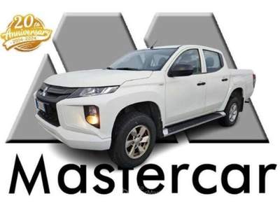 Mitsubishi L200 L200 d.cab 2.3d Invite Connect 4wd 150cv - GF126CA Bianco usata Basiliano
