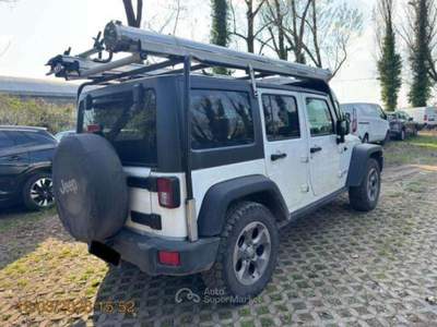 Jeep Wrangler Wrangler N1 Unlimited Rubicon 2.8 crd Rubicon auto Bianco usata Basiliano