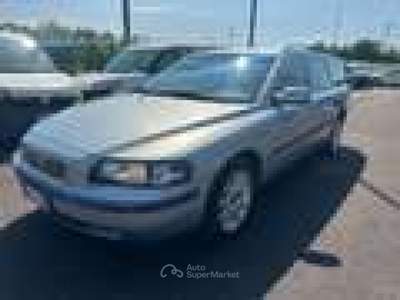 Volvo V70 V70 II 2000 2.4 d5 Optima tg. CE107WR Blu/Azzurro usata Basiliano